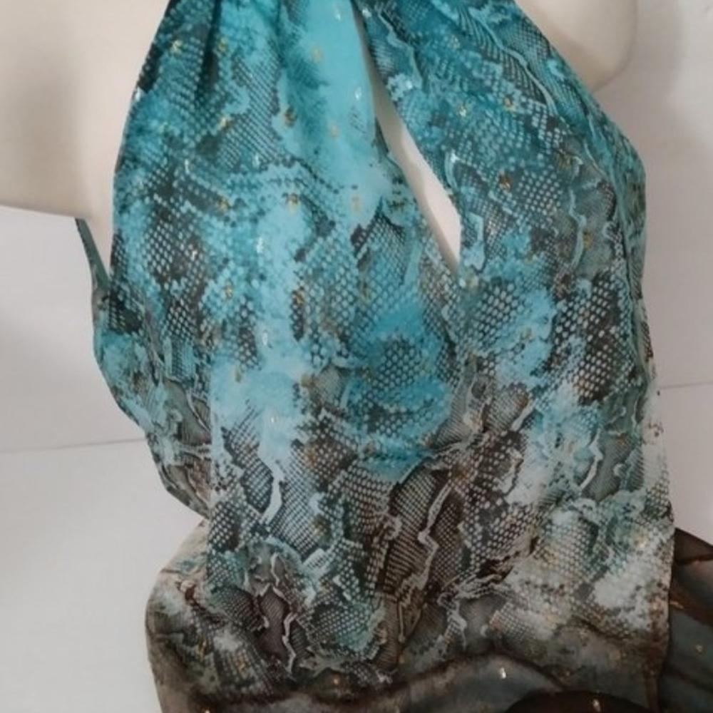 Monoreno Teal and Brown Patterned Blouse